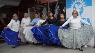 Photo of TALENTO Y CREATIVIDAD EN LA MUESTRA DE ARTE DE LOS ABUELOS DE MERLO
